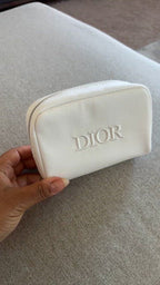 【 現貨 】迪奧限量米色銀邊方型化妝袋 Make up Bag