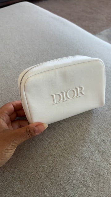 【 現貨 】迪奧限量米色銀邊方型化妝袋 Make up Bag