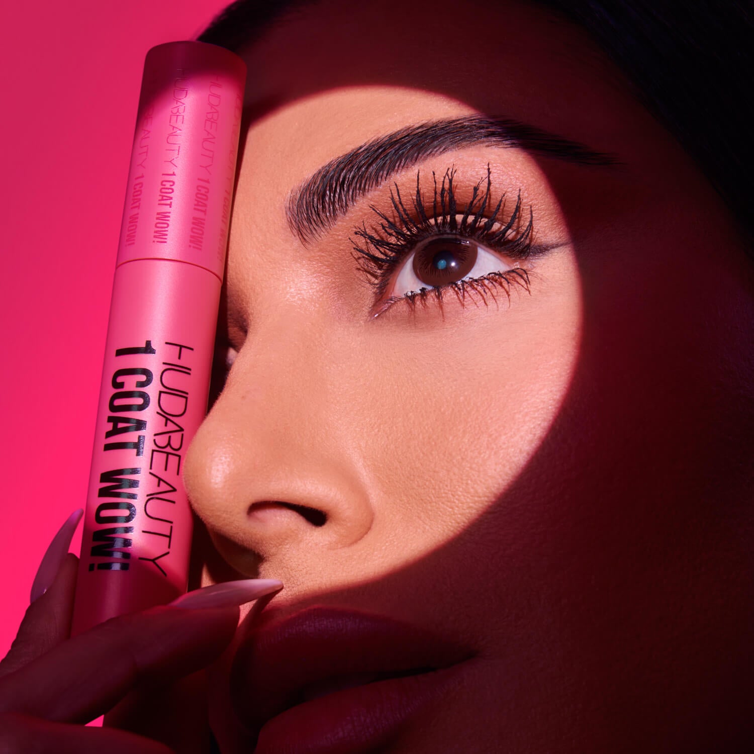 【 現貨 】HUDA BEAUTY 1 Coat WOW Mini Mascara 迷你睫毛膏