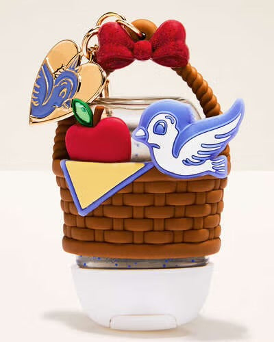 【 訂購 】迪士尼限量白雪公主消毒液套鎖匙扣 Snow White pocket keychain