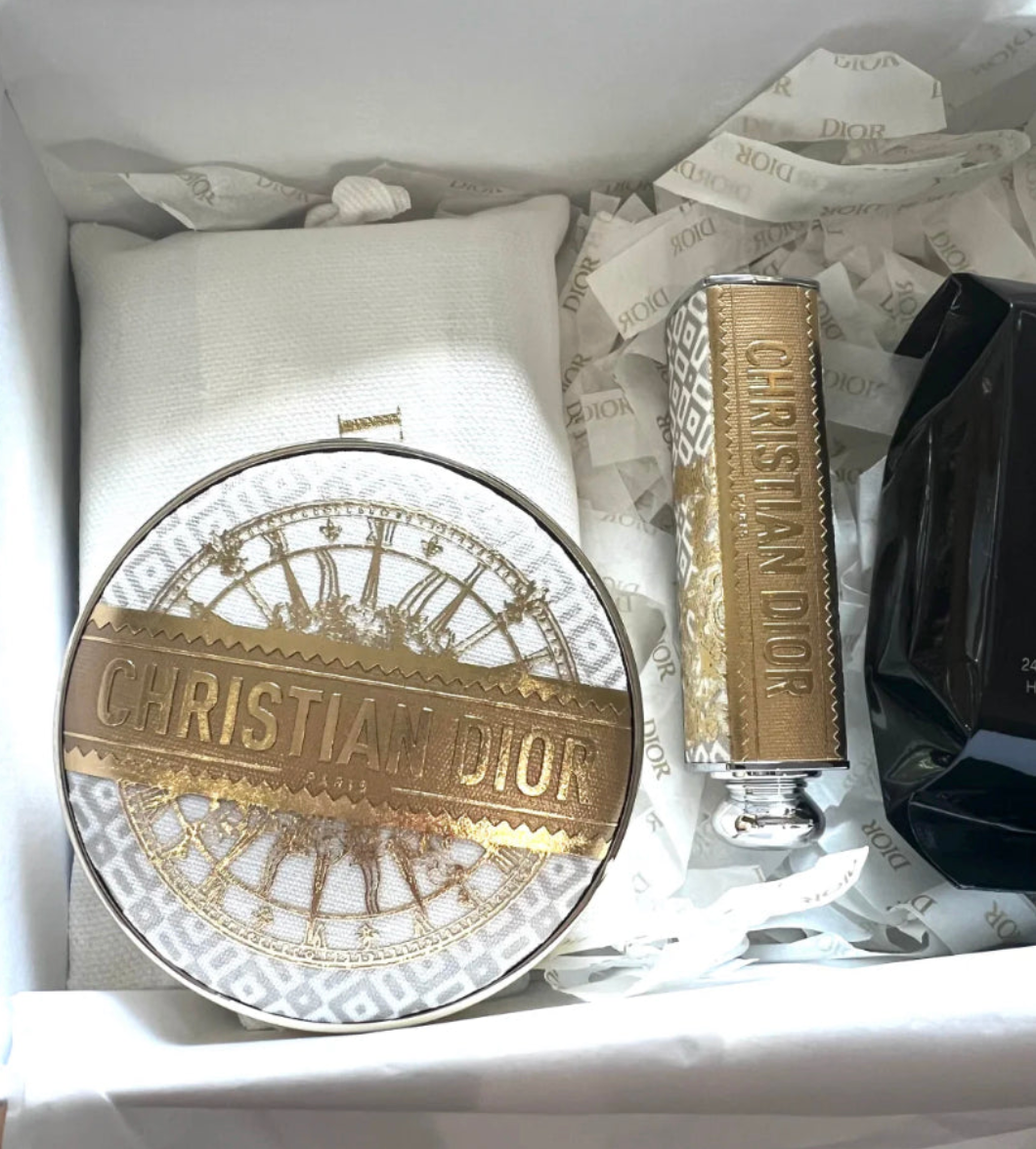 【 現貨 】迪奧聖誕限定 限量舞會系列 - 聖誕唇膏殼金殼