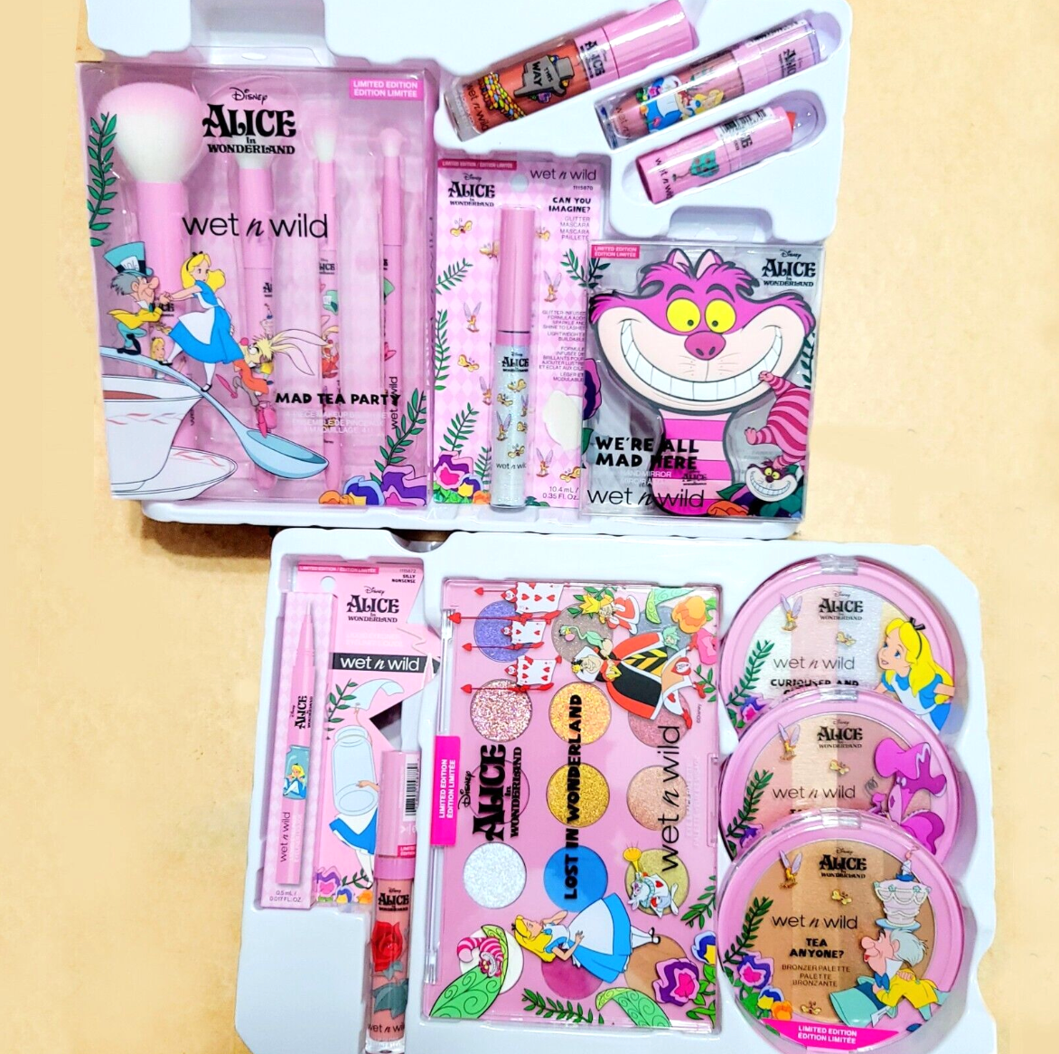 【 現貨 】迪士尼 限量 愛麗絲夢遊仙境化妝品套裝 Alice In Wonderland Makeup Gift Set  - 大禮盒
