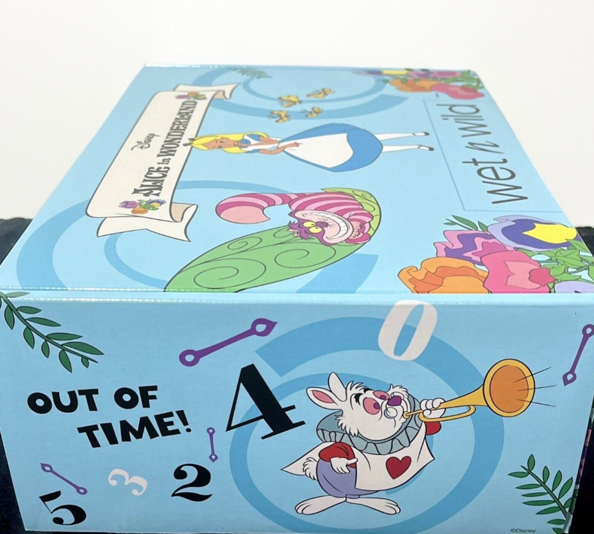【 現貨 】迪士尼 限量 愛麗絲夢遊仙境化妝品套裝 Alice In Wonderland Makeup Gift Set  - 大禮盒