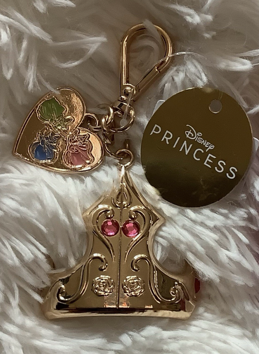 【 現貨 】迪士尼限量睡公主發光消毒液套鎖匙扣 Sleeping Beauty Aurora pocket keychain