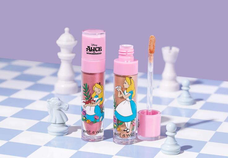【 現貨 】迪士尼 限量 愛麗絲夢遊仙境液體眼影 ( 香檳金 ) Alice Liquid Eyeshadow ( Champagne )