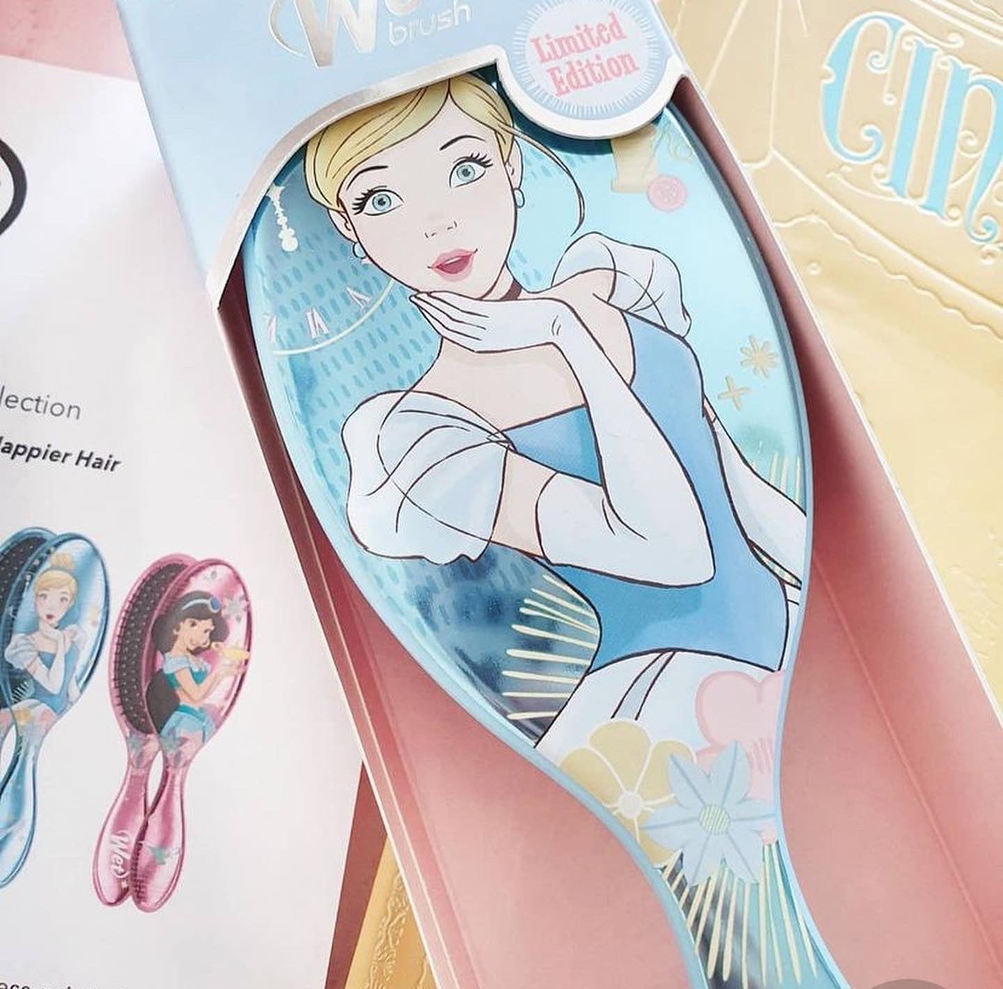 【 現貨 】Disney Belle 迪士尼貝兒公主限量乾濕兩用鬆軟梳 Comb Brush